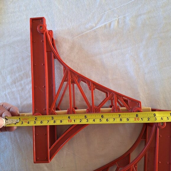 Thomas the Train Bridge 2004 Track Lot Red Suspension Plastic Learning Curve - Picture 5 of 8
